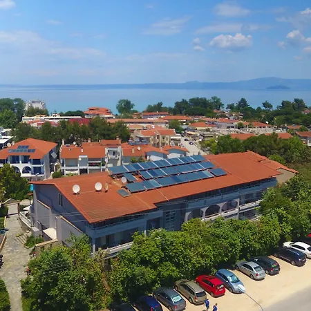 アパートホテル Tropical