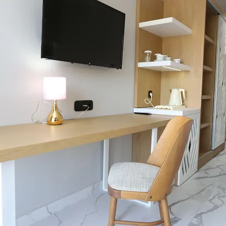 Tropical アパートホテル ハニオティス