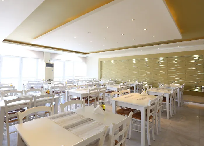 Tropical 4* Hanioti