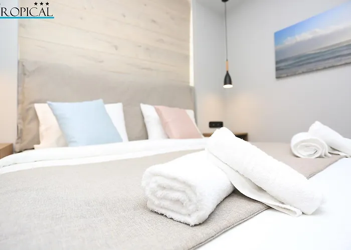 Tropical Hotel apartamentowy Hanioti
