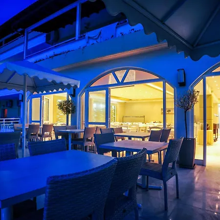 Tropical 4* هانيوتي