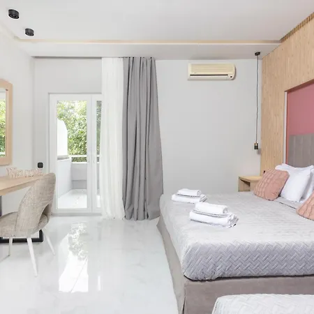 Tropical Aparthotel 4*