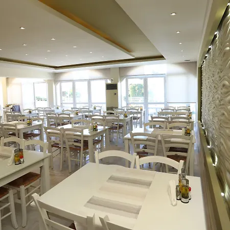 Tropical 4* Hanioti