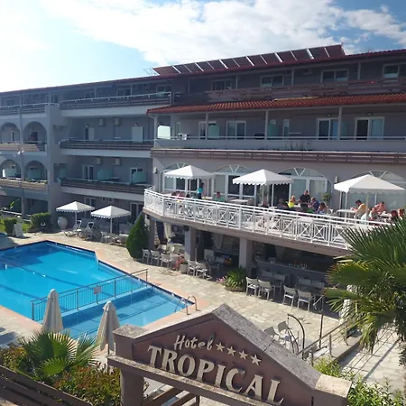 Tropical شقة فندقية 4*