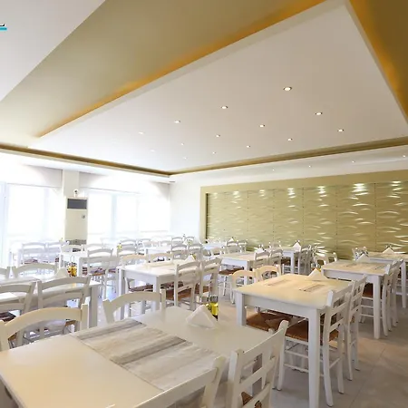 Tropical Aparthotel Hanioti