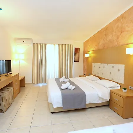 Aparthotel Tropical 4*