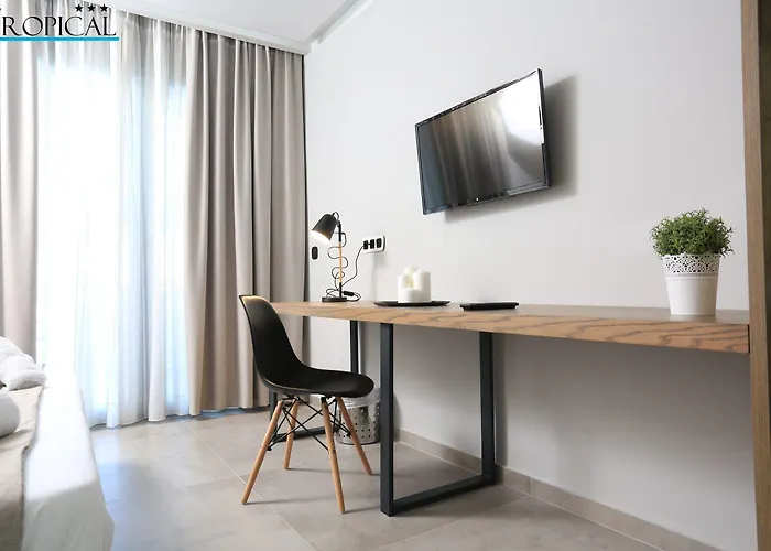 Aparthotel Tropical 4*