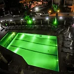公寓式酒店 Tropical 卡尼奥提