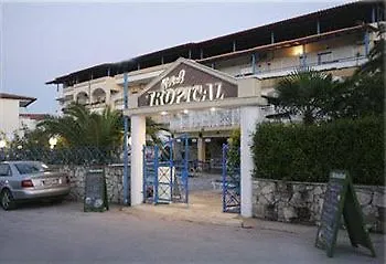 Tropical 4*