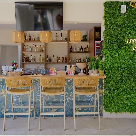 Tropical 4* Chaniotis