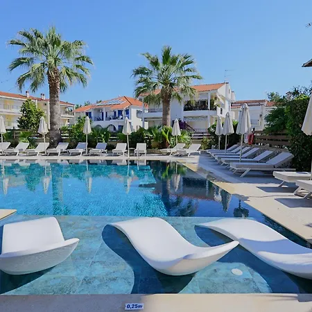 Apartahotel Tropical